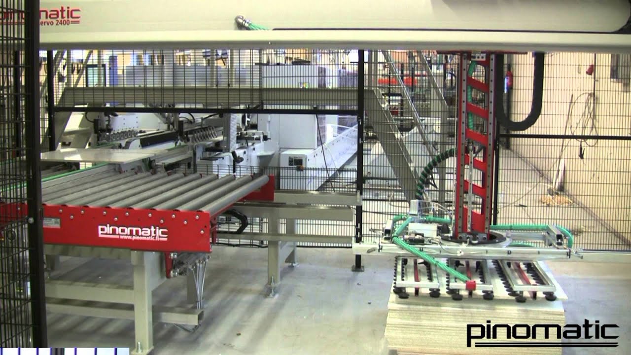 Pinomatic 2400 servo stackers in furniture factory