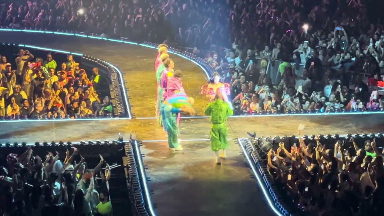 Daisies/Lifetimes. Katy Perry The lifetimes tour Arena CDMX