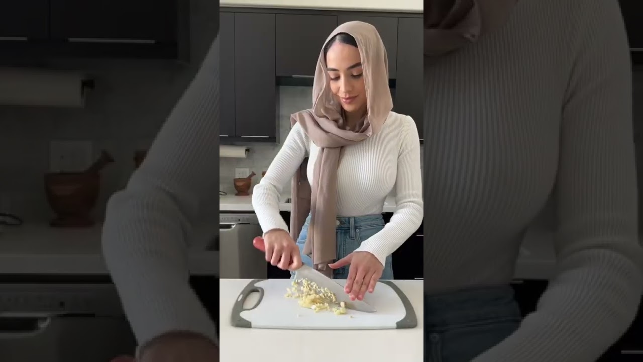 Cheese stuffed garlic naan! 
