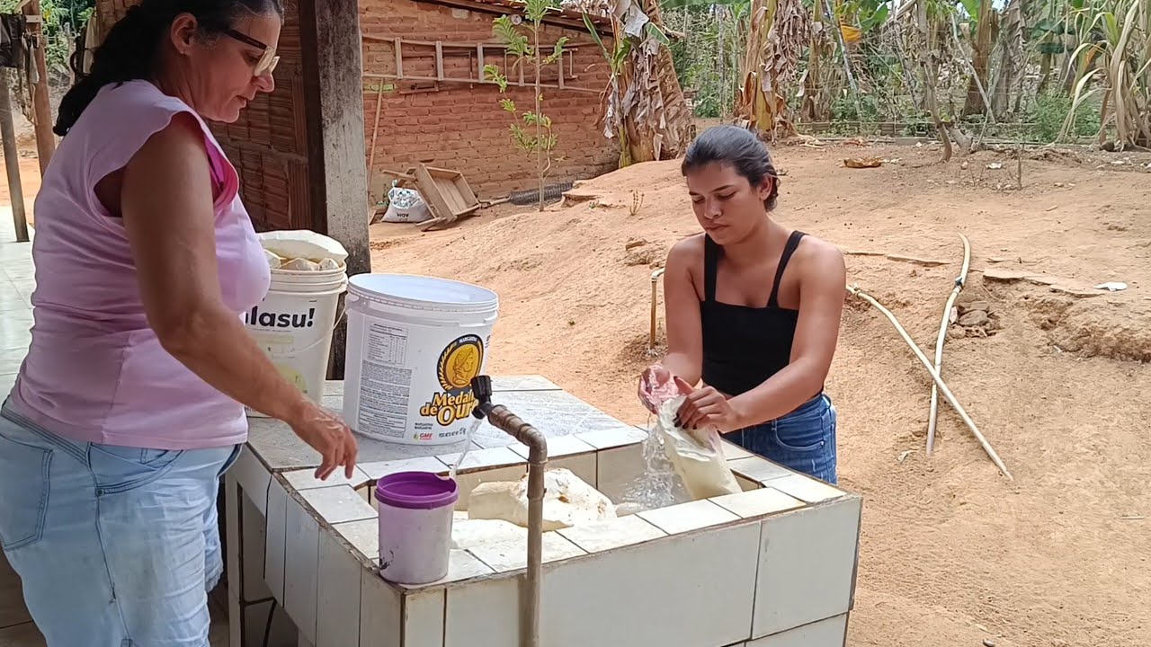 COMO A GENTE PREPAROU UMA GOMA DE MANDIOCA