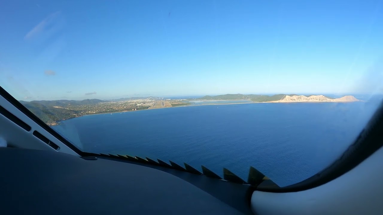 4K - Honda Jet landing in Ibiza