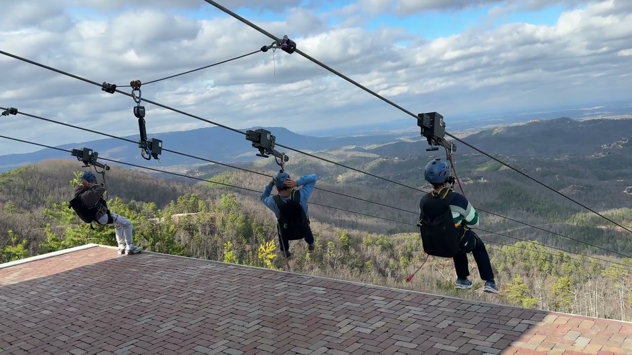 Ready For the Longest ZipLine in The USA😎 #megazip #longestzipline #greatsmokymountains #advance 