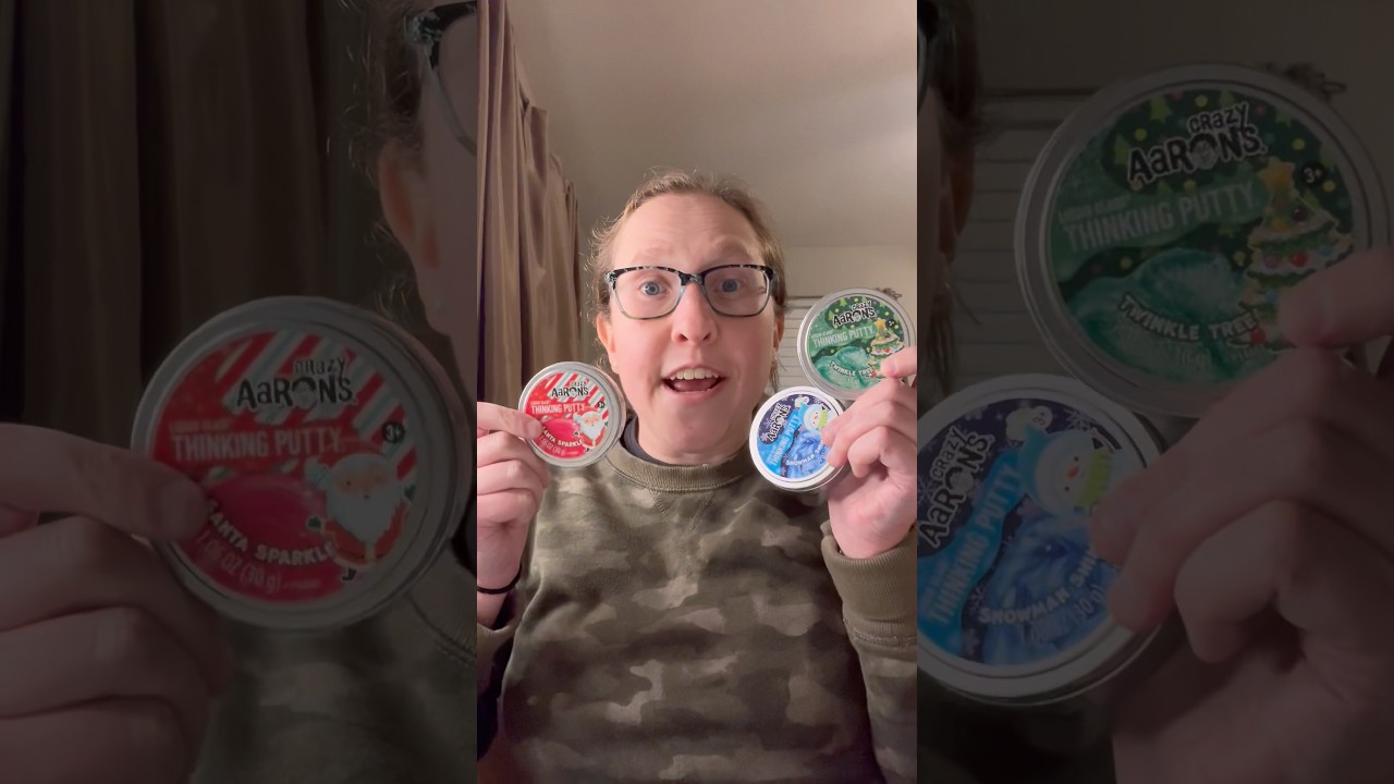 Holiday Crazy Aaron&rsquo;s Thinking Putty!!! #fidgettoys #fidget #christmas #target #holiday