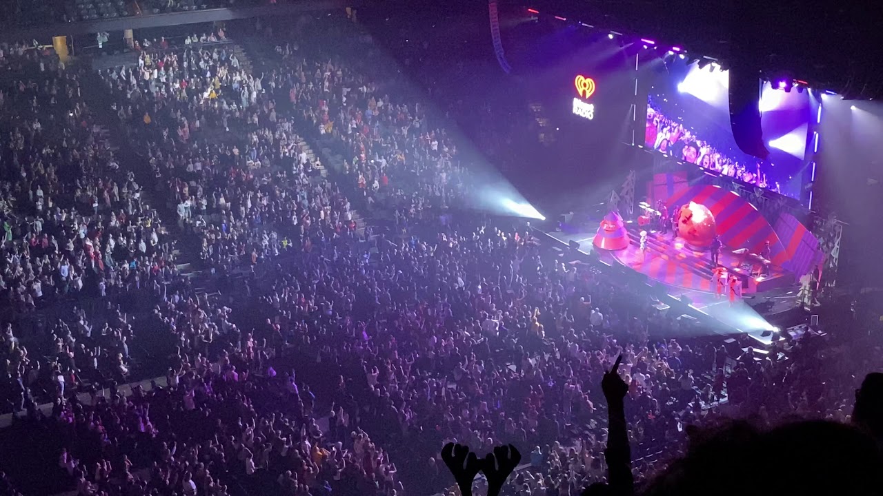 Katy Perry live (fireworks) at Xcel Energy Center Saint Paul Minnesota