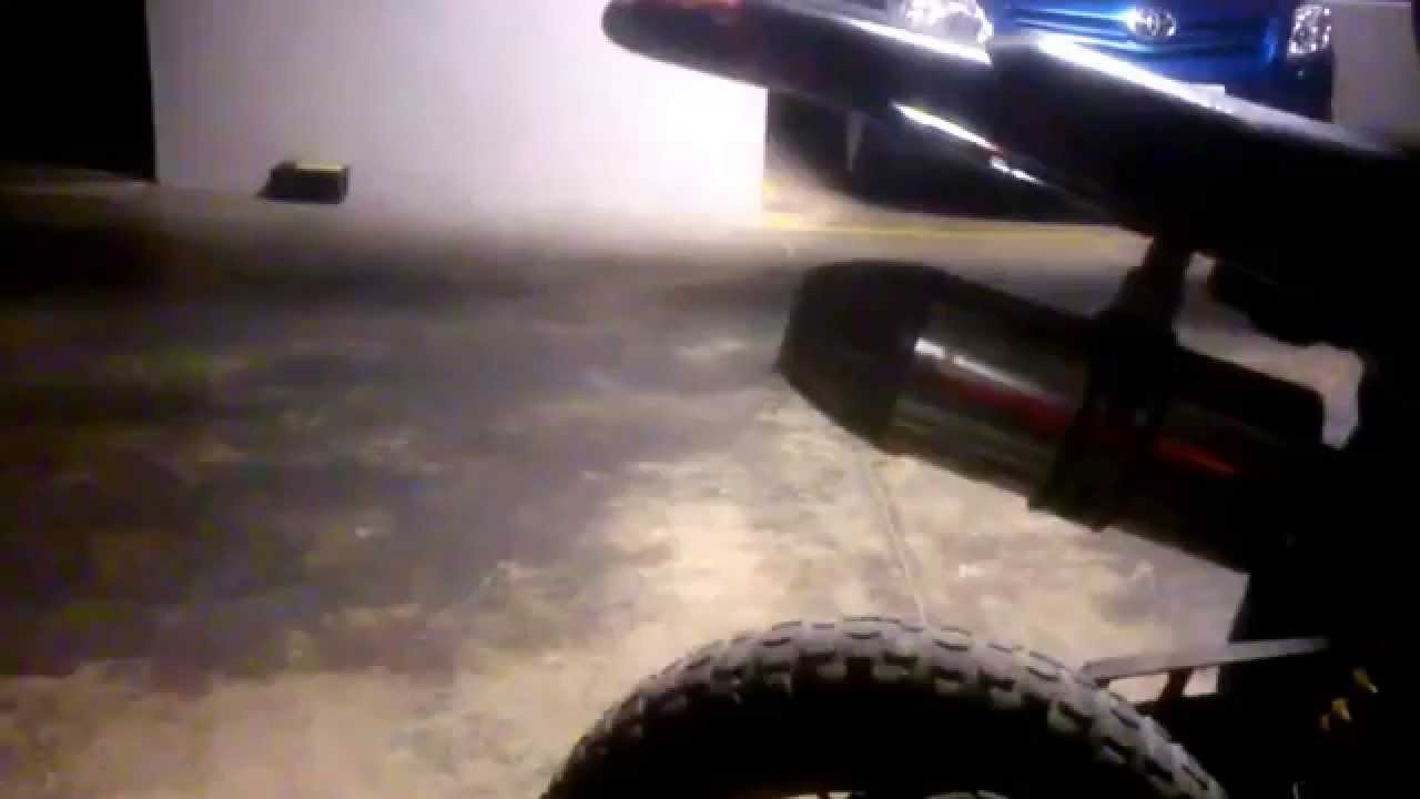 Petardeo de la pit bike