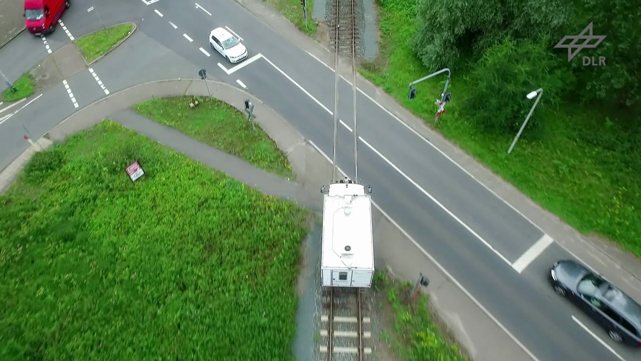 Mehr Sicherheit am Bahnübergang - Rail2X