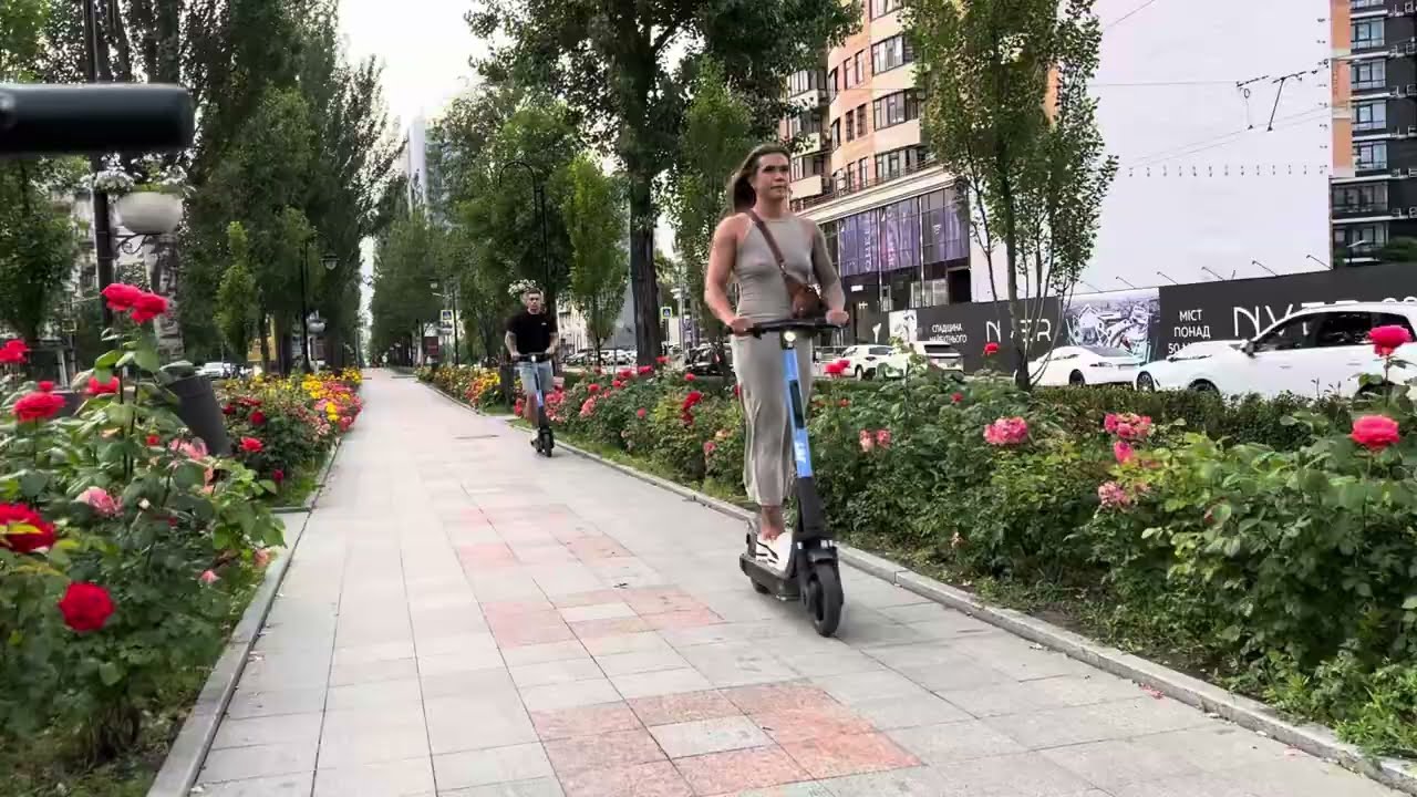 Киев. Бульвар Леси Украинки.