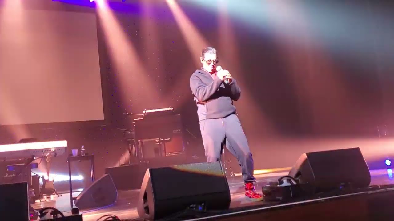 El Debarge at Foxwoods Hotel & Casino