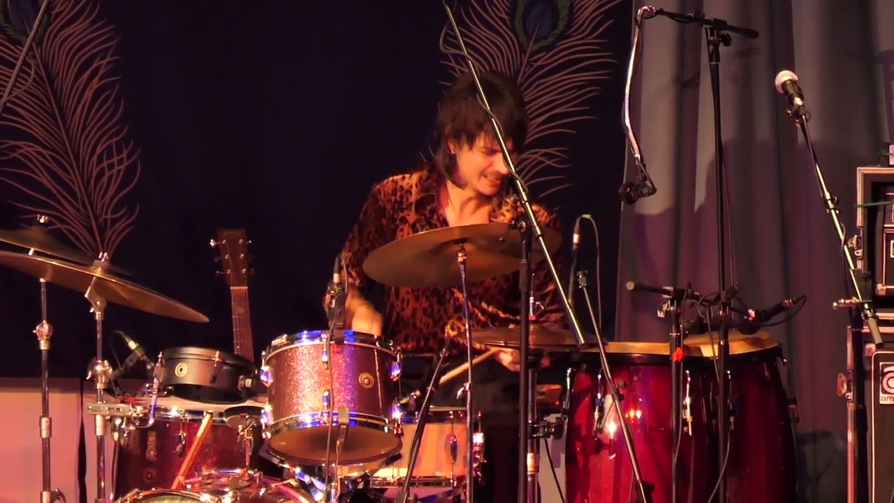 THE CINELLI BROTHERS   ROCK OUT AND DRUM SOLO   GODALMING  2026