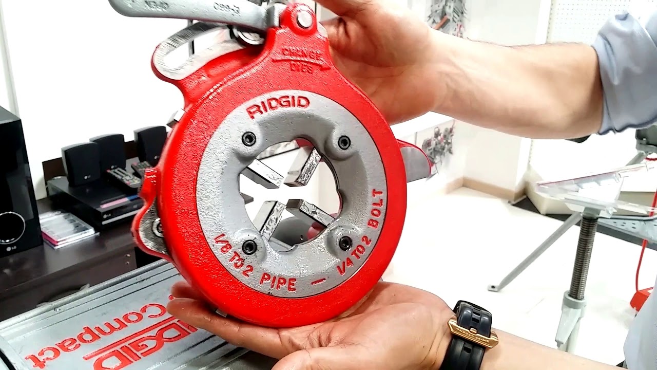 ROSCA EN VARILLA CON 300 RIDGID