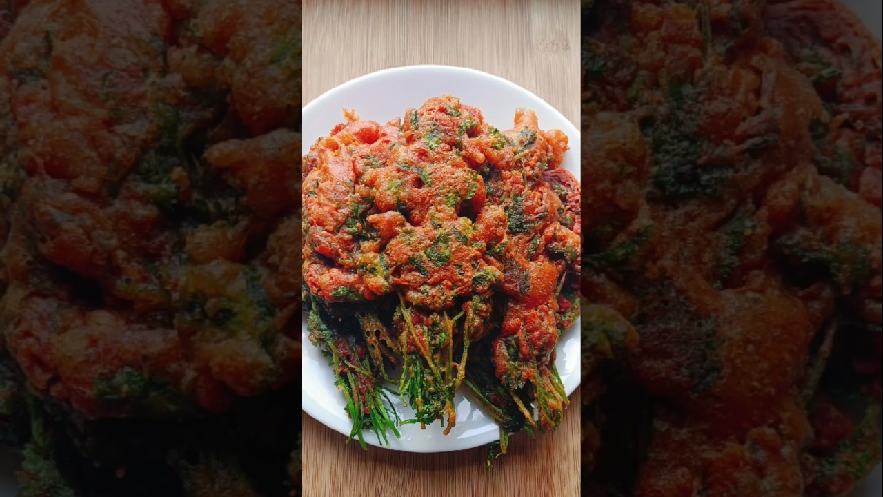 खस्ता धनिया पकोड़ा | Coriander Pakoda | ধনেপাতার পাকোড়া #shorts