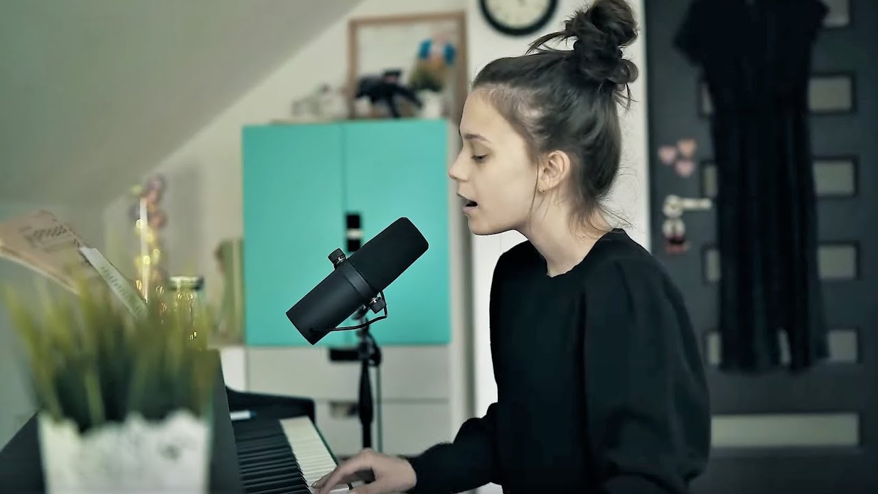 Sia - Chandelier (Slowed Cover by VIA)