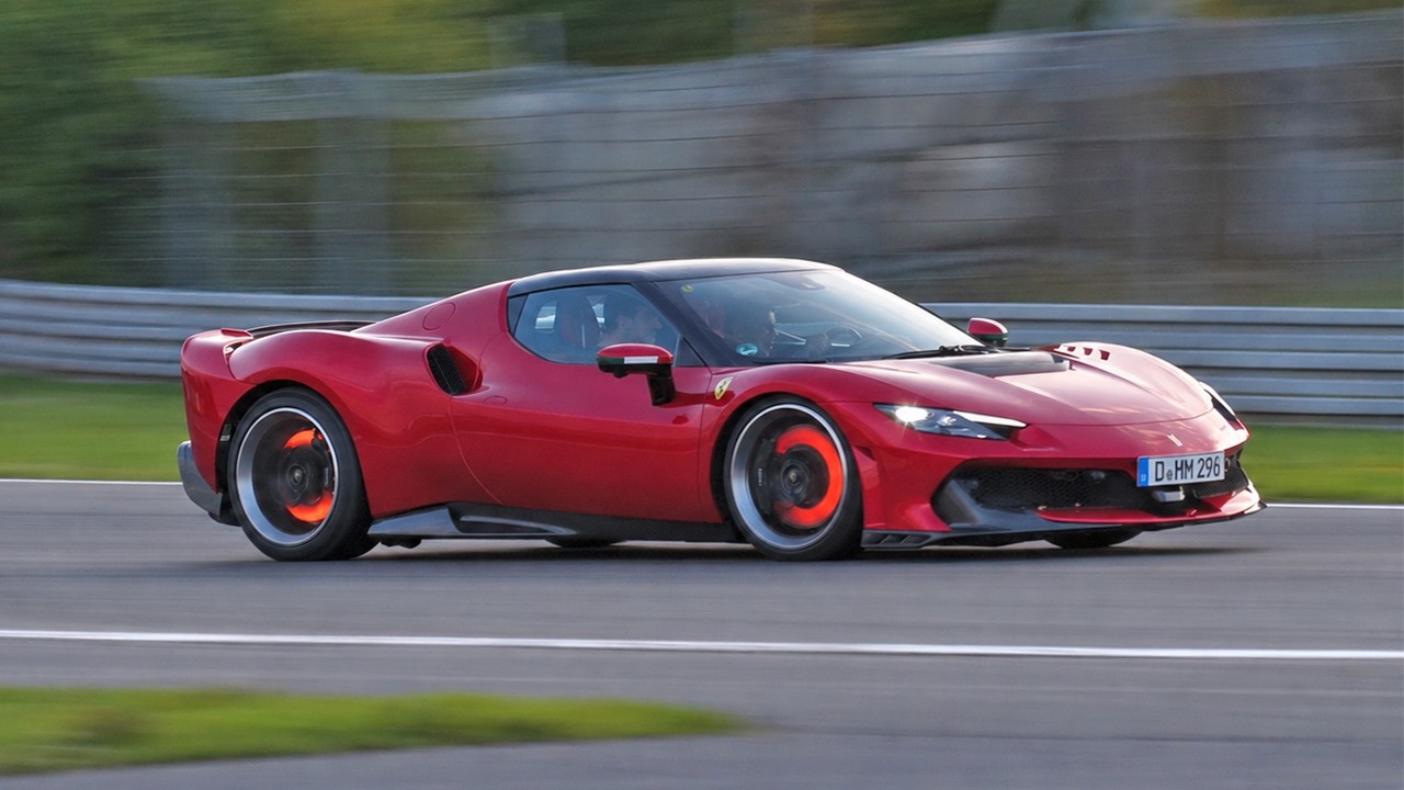 N&Uuml;RBURGRING LUNATIC Drivers, MANY FAILS, BIKERS & Highlights Tourist Drives Nordschleife 14-18 Sept