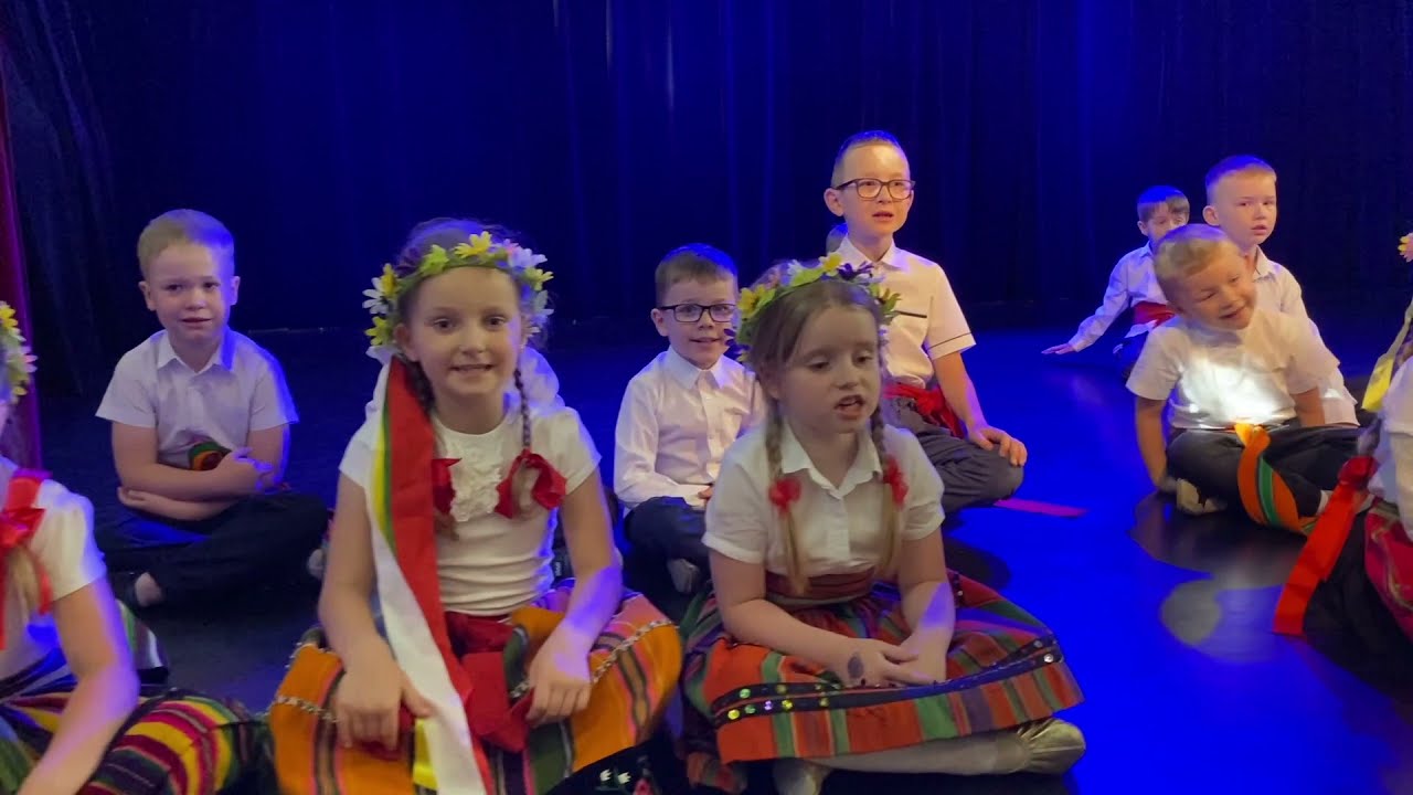 Kominek Harcerski "Witamy Cię Lato"