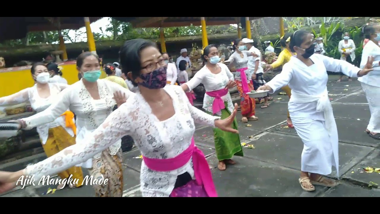 Tari Pependetan Desa Adat Laplapan