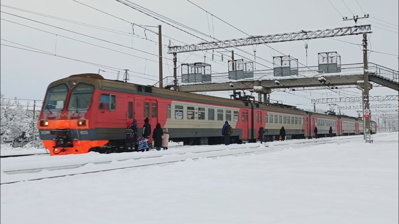 Прибытие ЭД9М-0233 на ст. Абинская