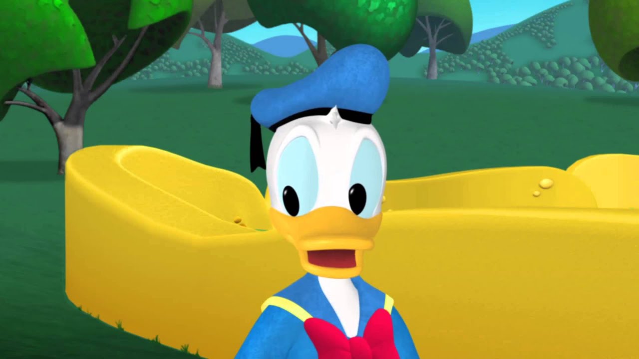 La Fattoria di Topolino e Paperino - Costruire una casa per uccelli | HD