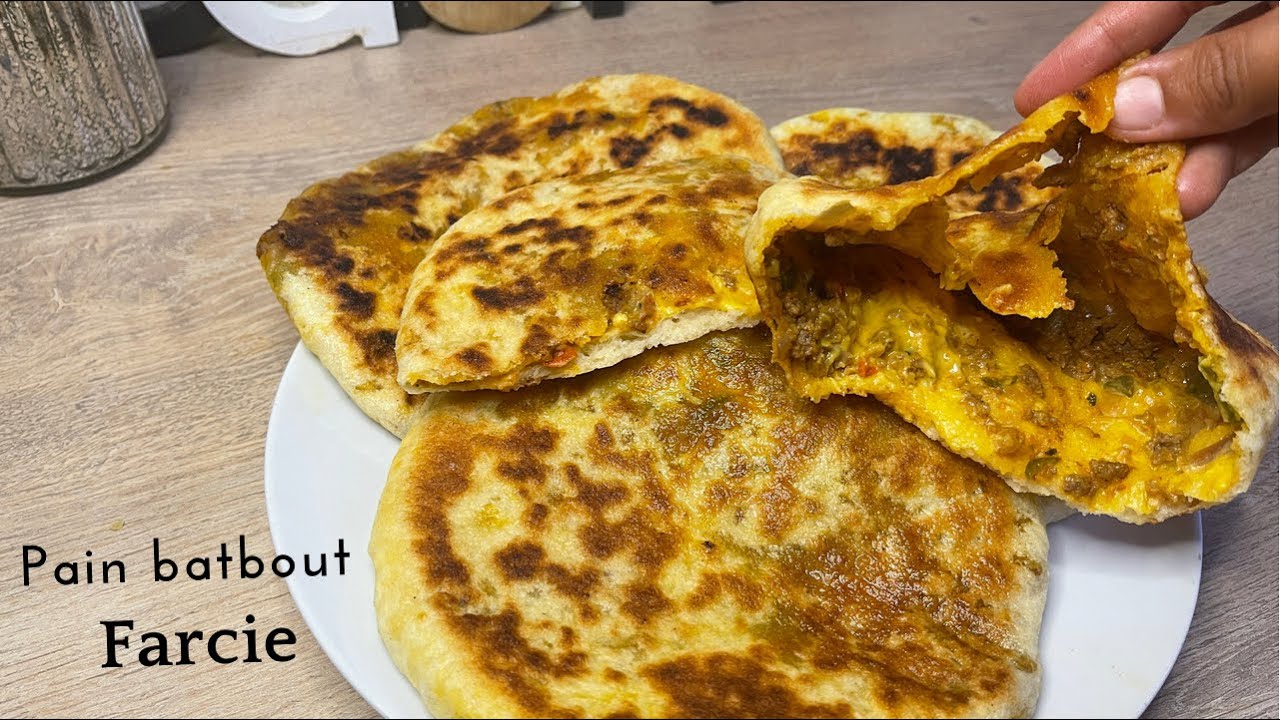PAIN BATBOUT FARCIE &Agrave; LA VIANDE HACH&Eacute;E ET L&Eacute;GUMES