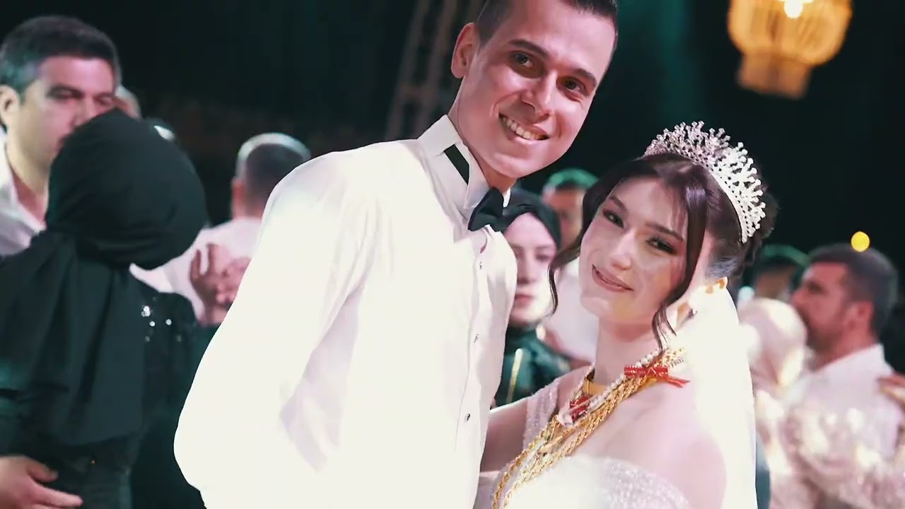 Sude & Azmi çiftimizin muhteşem düğün klibi yayında! 