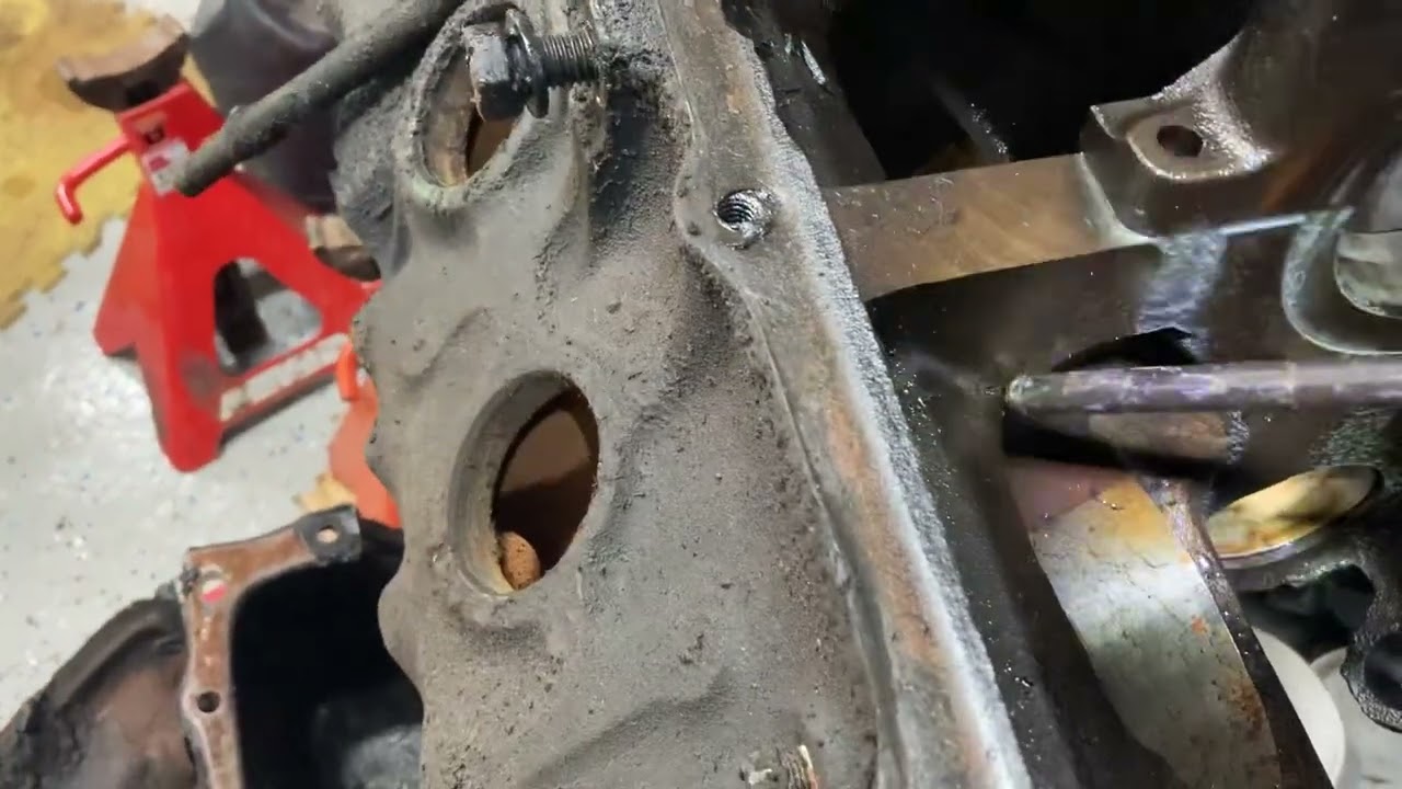 Pontiac 400 500557 block vs. 481988 block differences