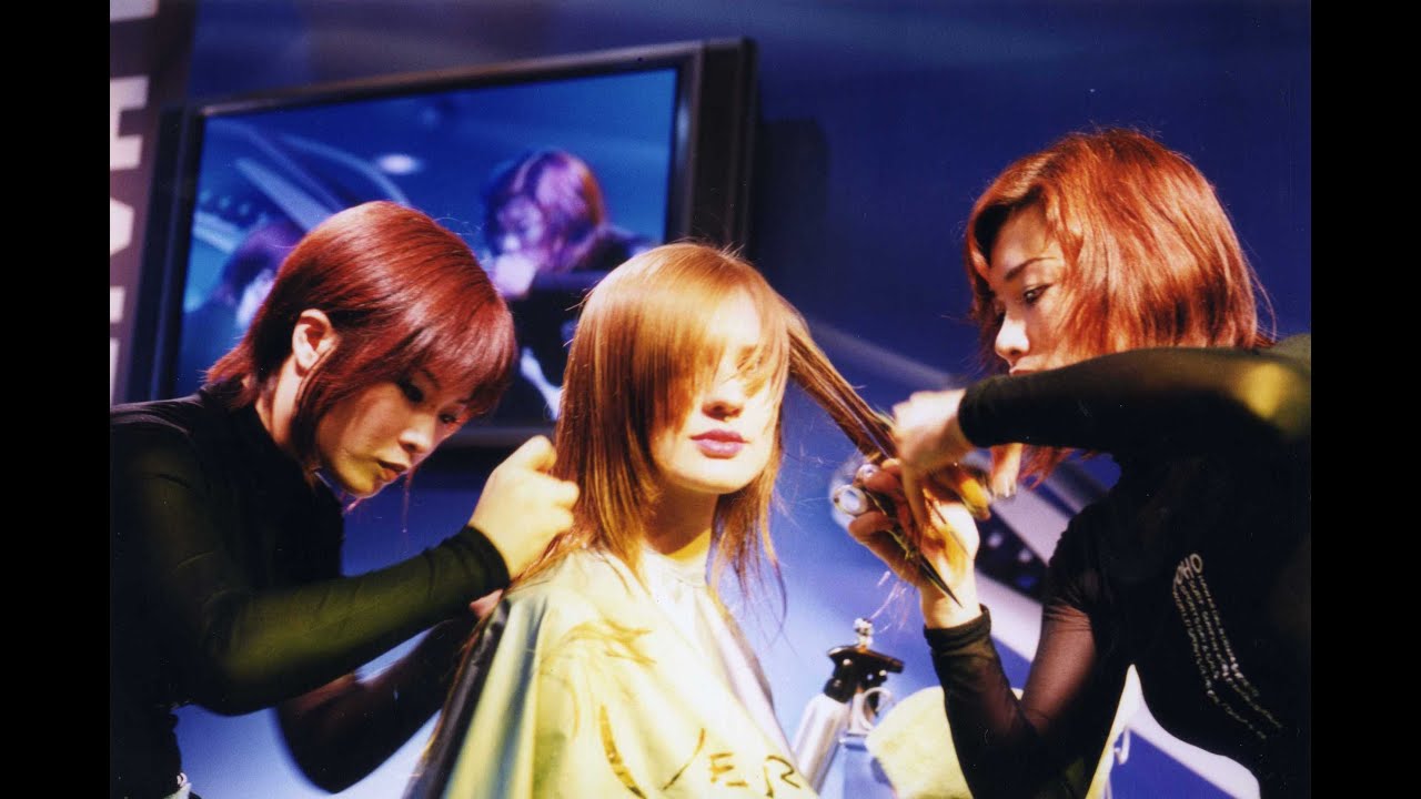 OMC HairWorld Berlin, Deutschland柏林美髮世界盃Frisur.Hair Salon Live Shows雙手飛剪剪髮特技