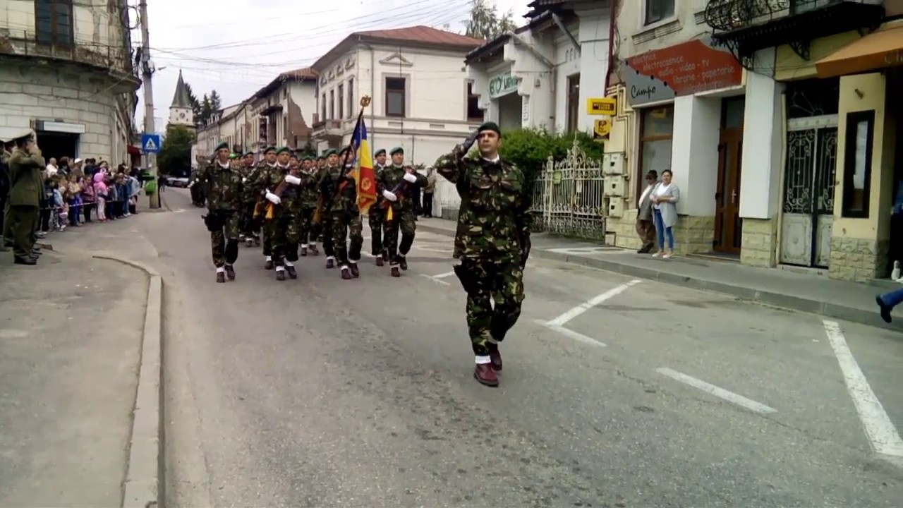 Campulung-25 mai 2017, defilare Batalionul 30 Vanatori de Munte 