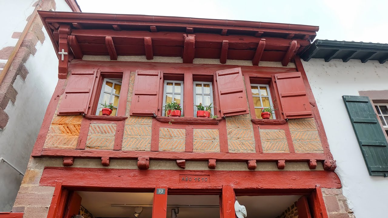 Ruta por Saint-Jean-Pied-de-Port: ciudad medieval del País Vasco Francés