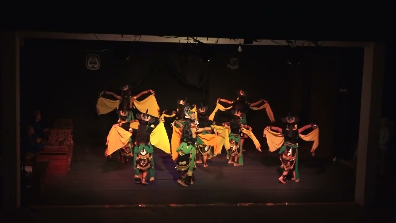 GREBEG JAWA PADMA PUSPITA