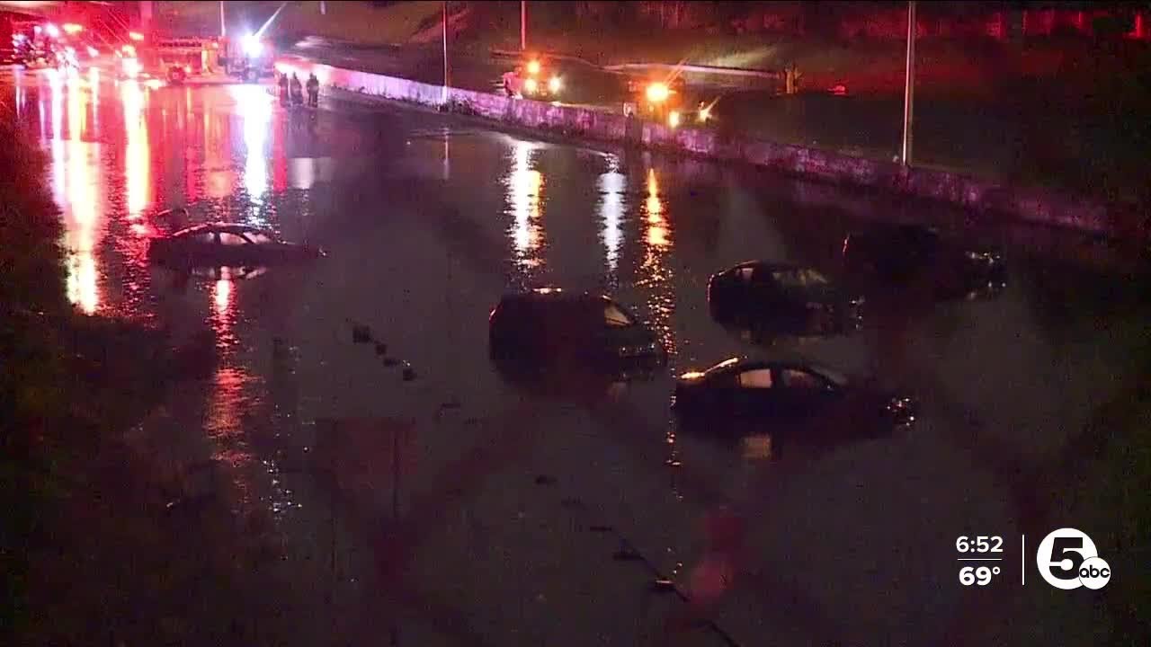 Freeway flooding rescues in Cleveland