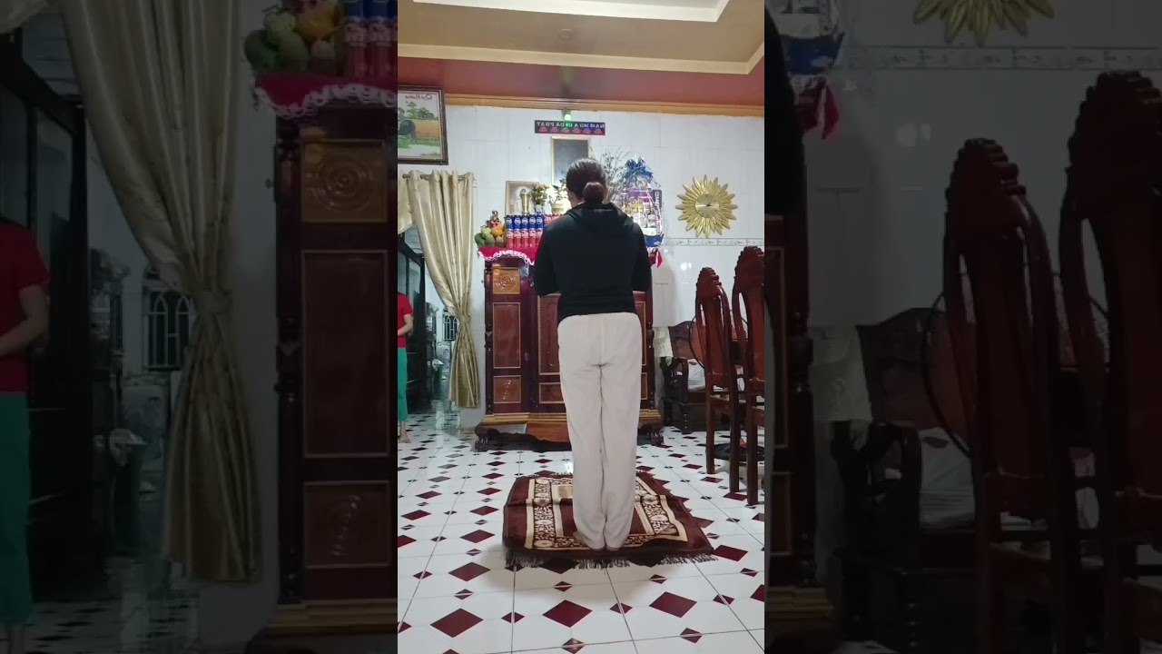 Đêm 29 Năm Bính Ngọ Cả Nhà Cúng Giao Thừa