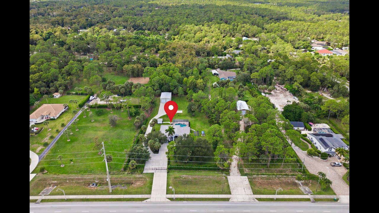 Inside a Naples Luxury Home on 2.5 acres - Privacy, Style, and Space!