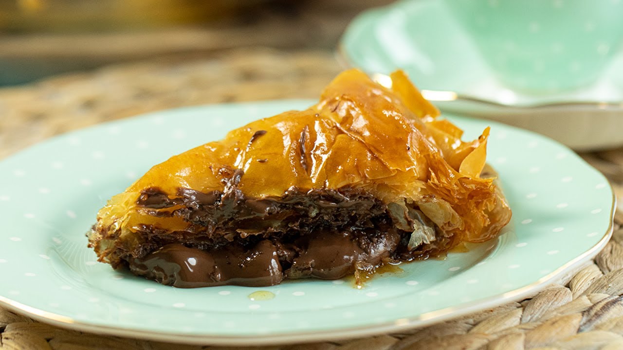 The Most Decadent  Greek Chocolate Pie: Nutella Baklava Pie