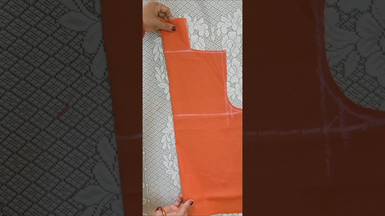 Halter neck kurti ki cutting... #neckdesign  #kurticuttingstitching  #fashion