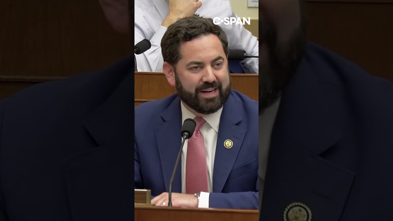 Lawler and Raskin get into shouting match