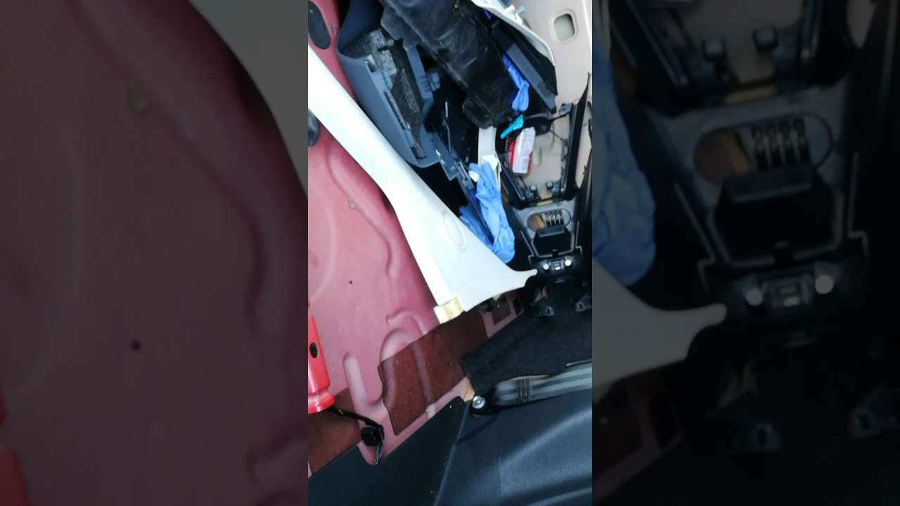Removing seat belt ford ka mk2