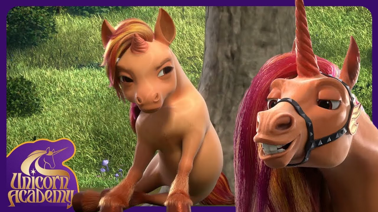 Unicorn Academy 🦄 | Cinder was so cute as a baby! 😊👶 | Kids Movies
