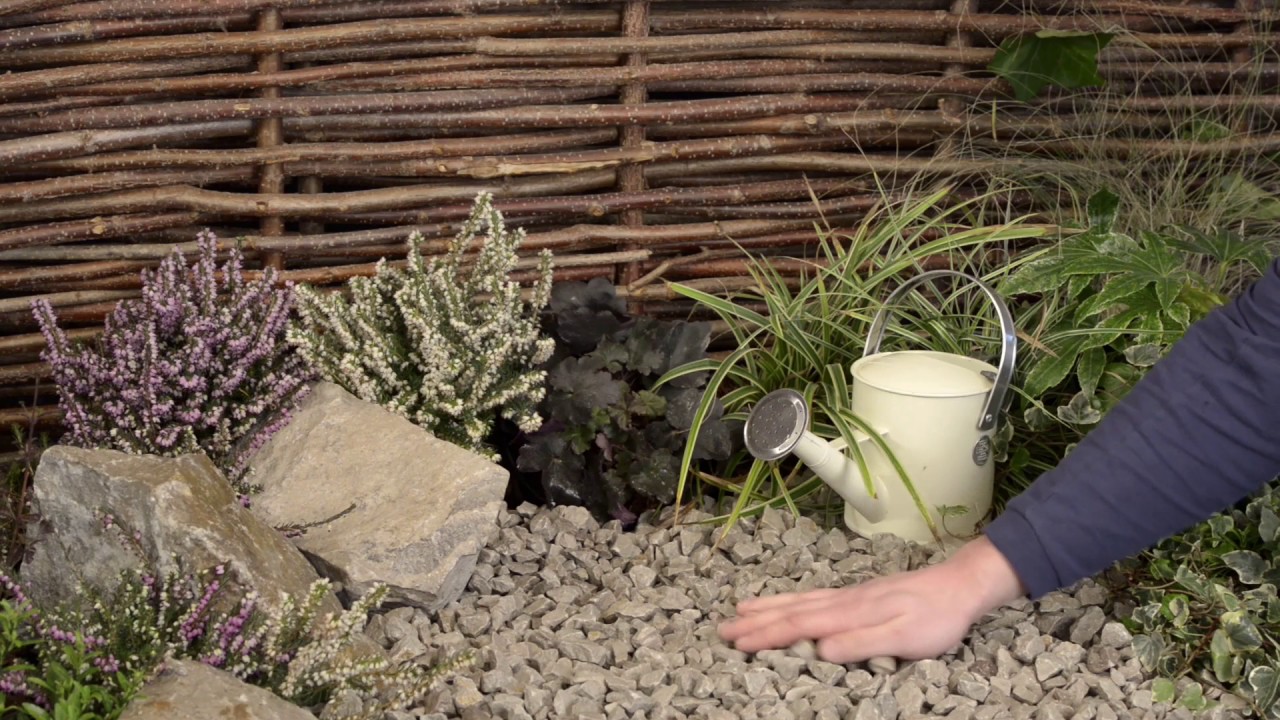 WHITE LIMESTONE GRAVEL 20MM