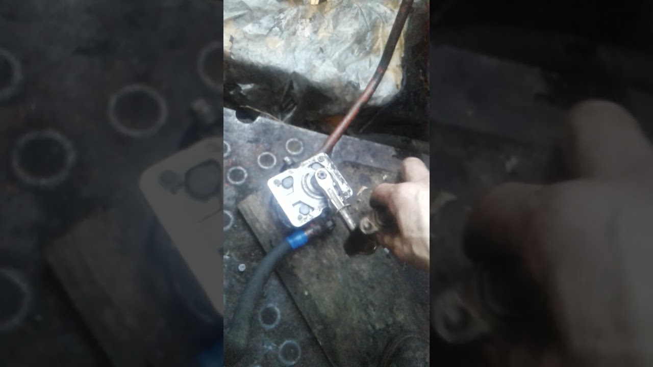 Як Прокачати ГСТ . ДОН -1500 , Як закачати масло у пусту систему ГСТ