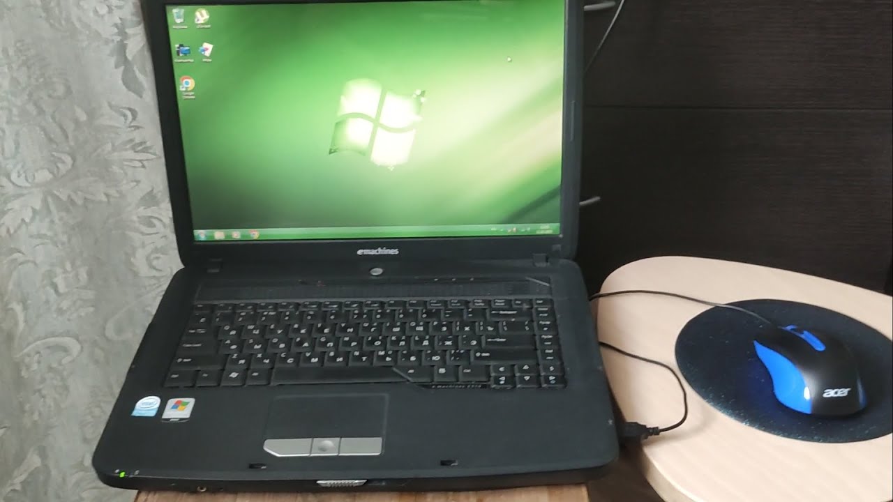 Мой старый ноутбук с модифицированной Windows 7