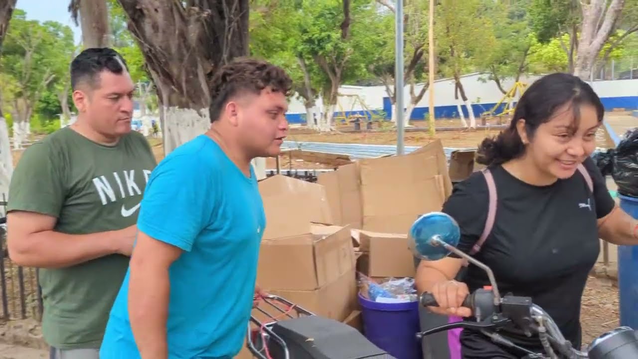 a Bety y Mache se les arruina la moto en el mismo lugar 🤦‍♂️