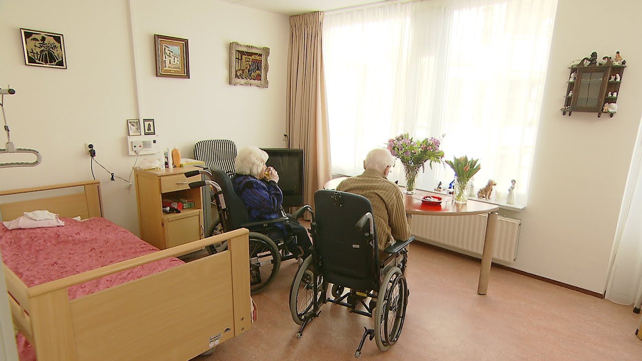 Amsterdam: Gewelddadige woningoverval echtpaar (86 en 87) aan de Heemstedestraat