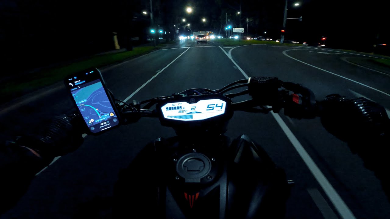 I can't remember how to do wheelie | YAMAHA MT-07 AKRAPOVIC [4K]