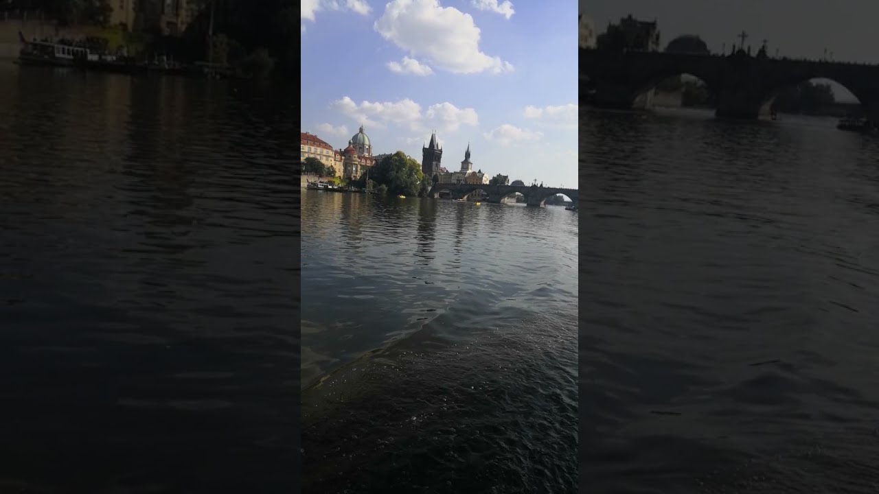 Река Влтава