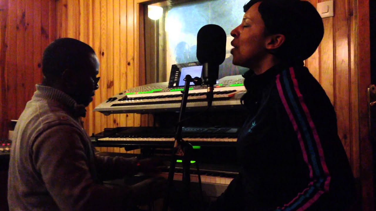 Un jour je sais (improvisation V2) Chersty Bitsindou & Emmanuel Bavoukana