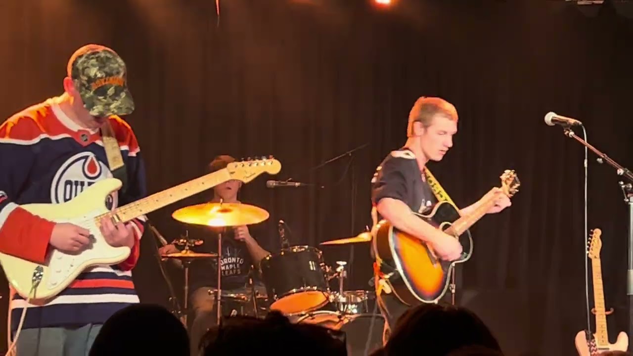 TRACY WATERS covers The Tragically Hip