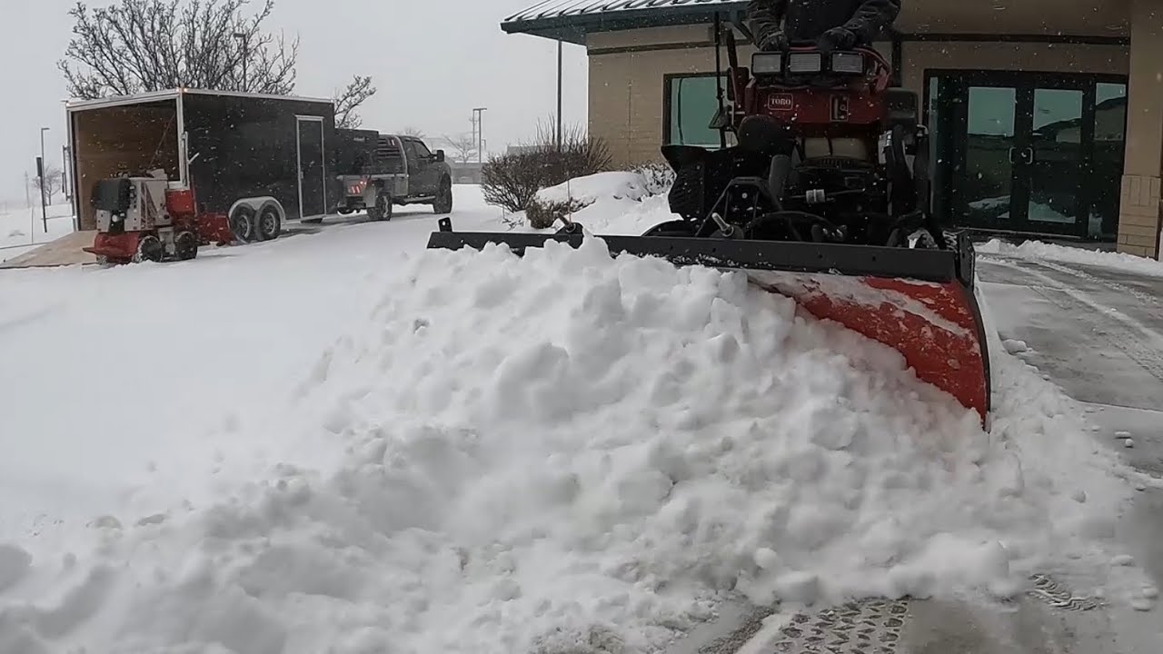 Snows Cominggg… IT’S HERRRREE!!!