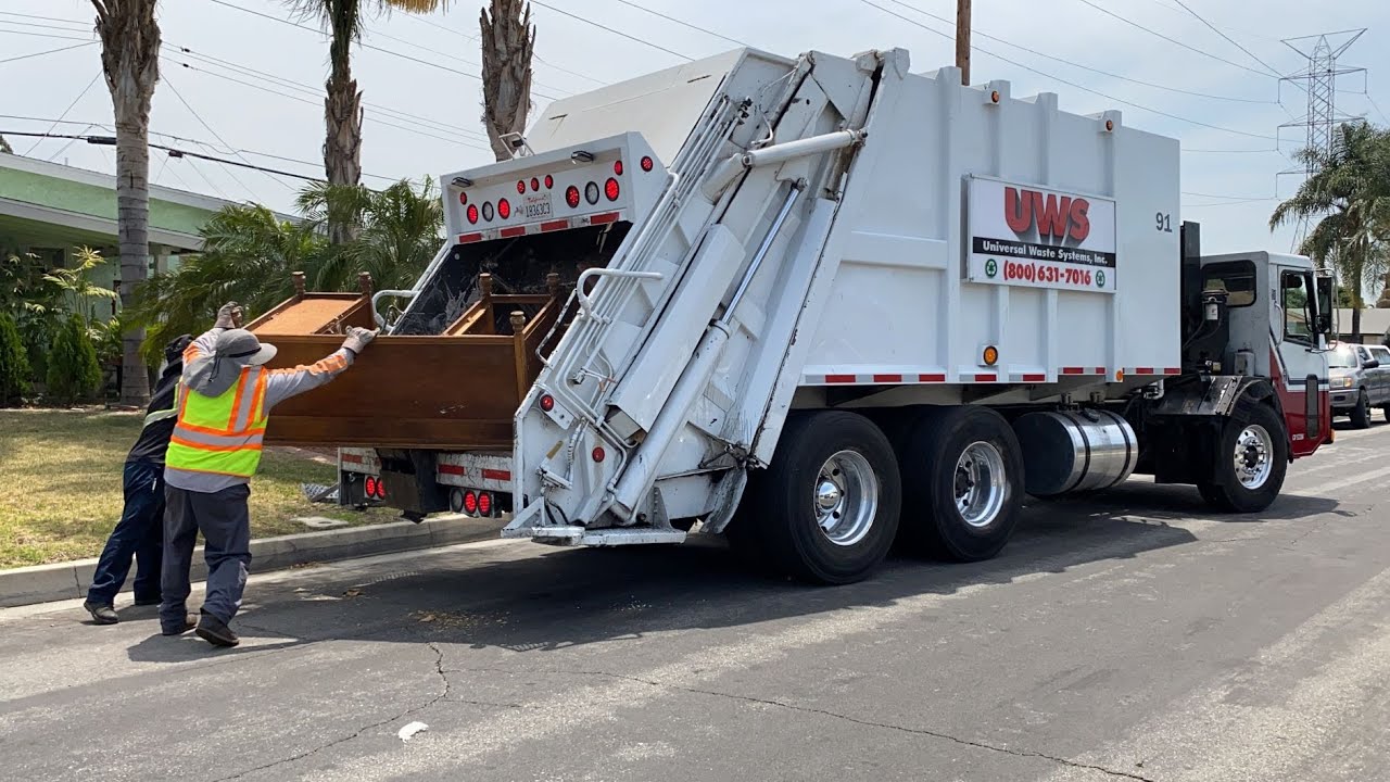 Universal Waste Systems CCC LET2 Pak-Mor RL 91