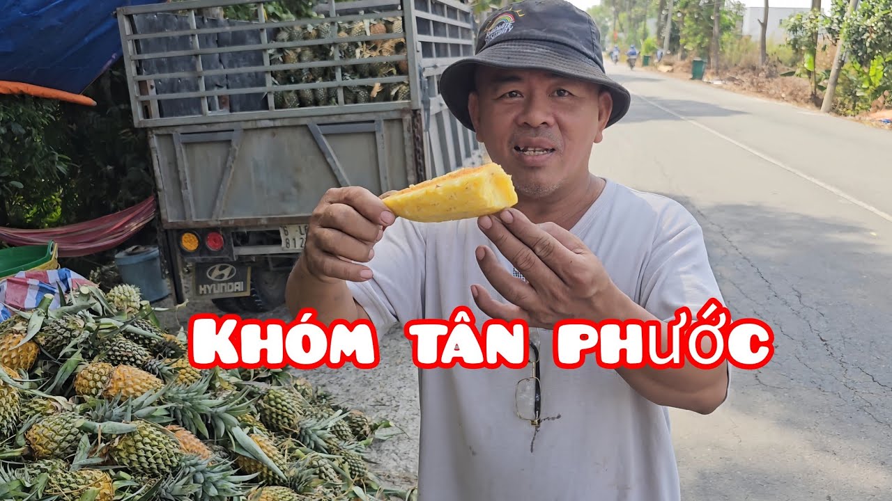 Cuộc sống miền tây đi bán khóm và nấu ăn bụi ở lề đường những ngày cận tết | Khói Bếp Tv