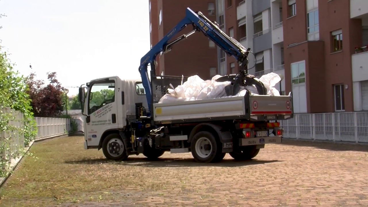 Camion con ragno per ogni tipo di carico