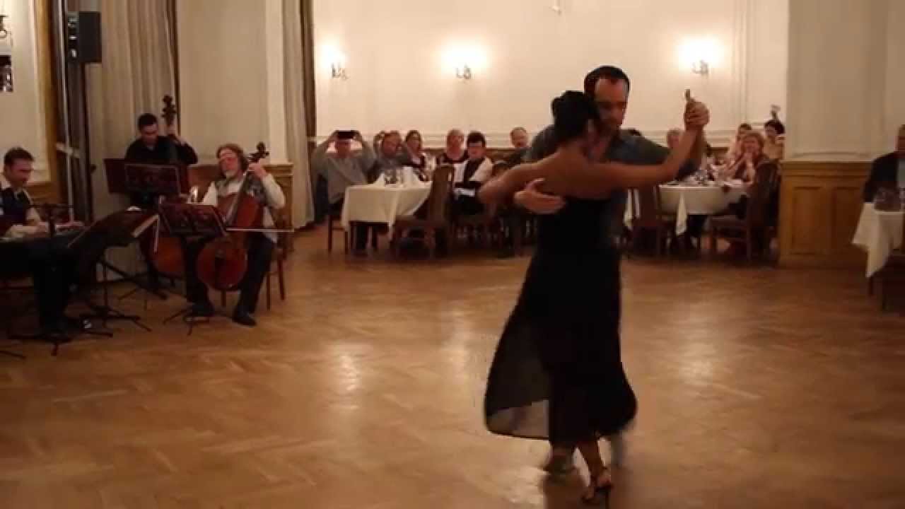 Milongueando en el 40 - Pablo Rodriguez & Corina Herrera - Tango Harmony